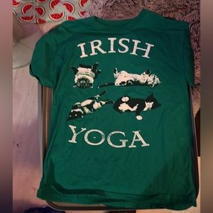 Adorable new without tags Irish Yoga Kitty Shirt size XS